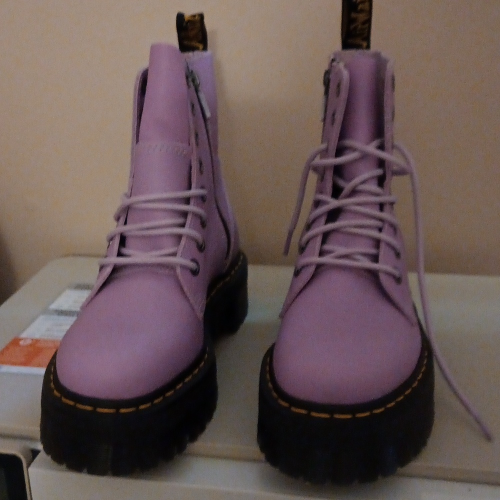 Women's Dr. Marten's Lilac Chunky Boots